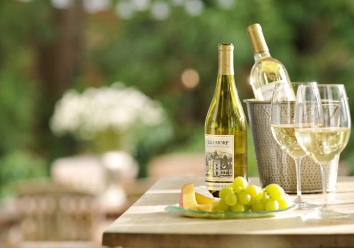 bwc-blog_13-2477_white-wine-edit-705x495