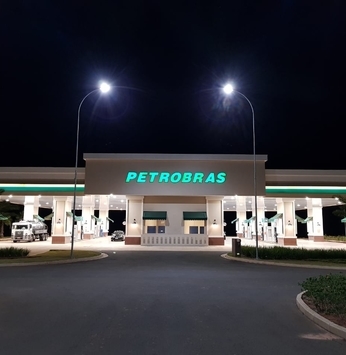 Posto de combustíveis é inaugurado no Plaza Santa Bárbara