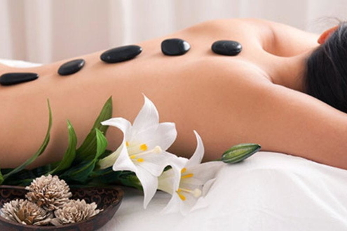 Massagens quentes do Acqua SPA – Parte 2: Pedras e Abhyanga
