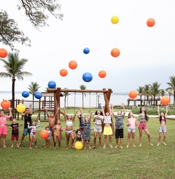 Festa das Crianças na Riviera IV é marcada por muita alegria e diversão