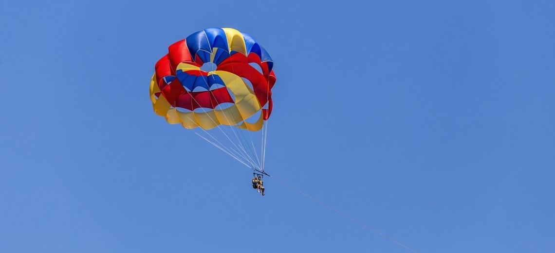 Parapente aquático na Represa Jurumirim