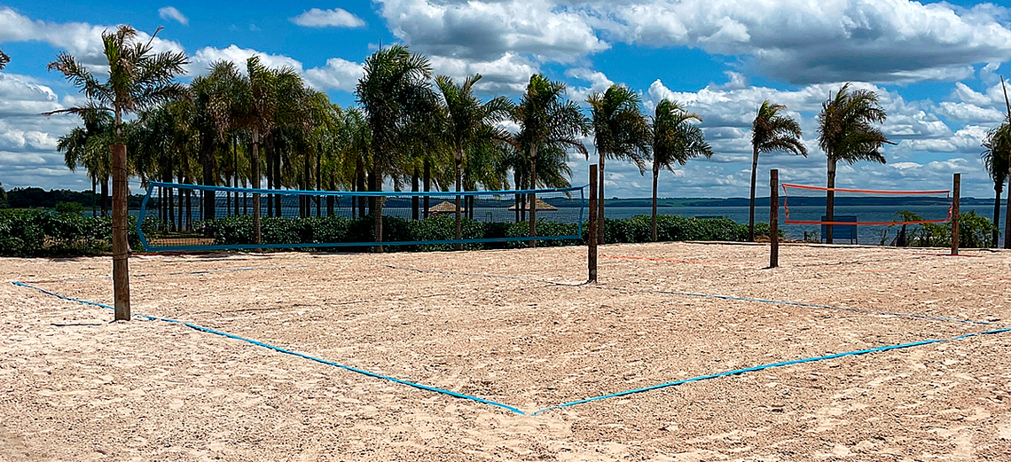 Quadras de beach tennis são inauguradas na Riviera I