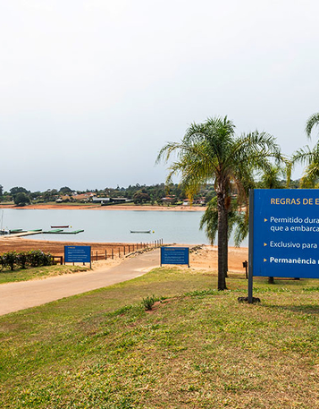 Construção de sanitários no espaço da Rampa para barcos