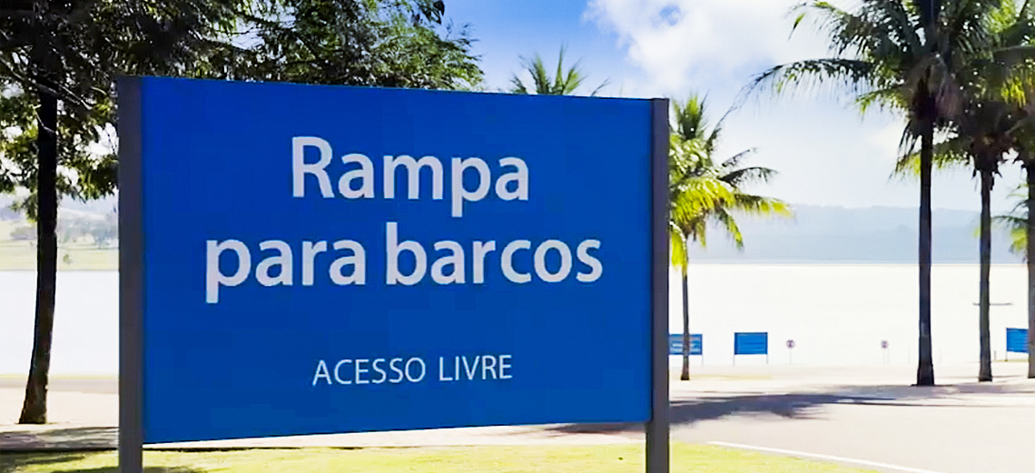 Rampas para barcos e Praias públicas da Riviera XIII