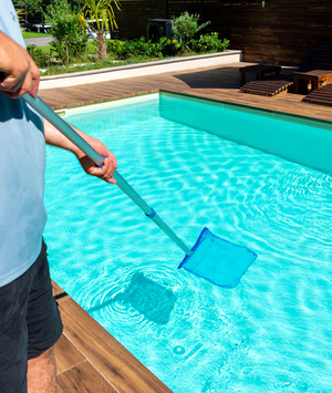 A sua piscina precisa de cuidados o ano todo
