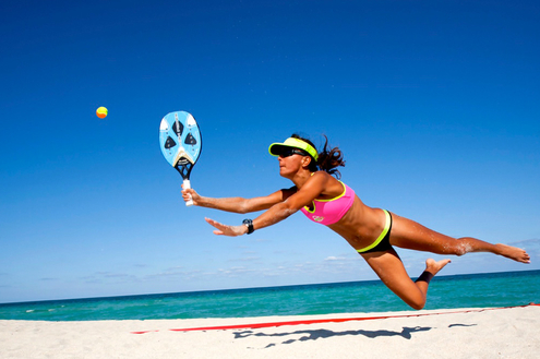 Beach tennis