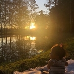 Um fim de tarde leve e tranquilo, no lago do Ninho Verde I.
Foto: @babyhelena.diniz
