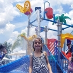 Brincadeiras refrescantes no playground aquático do Clube de Campo Santa Bárbara I.
Foto: @clicks_instantes
